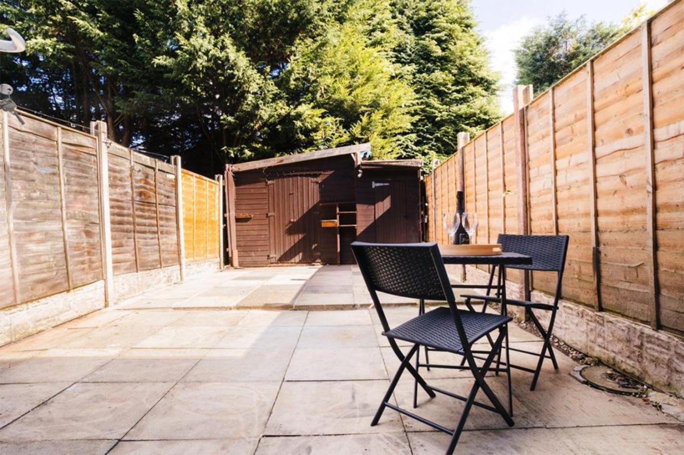 Haydock Cozy 2-Bedroom Home With Free Parking エクステリア 写真